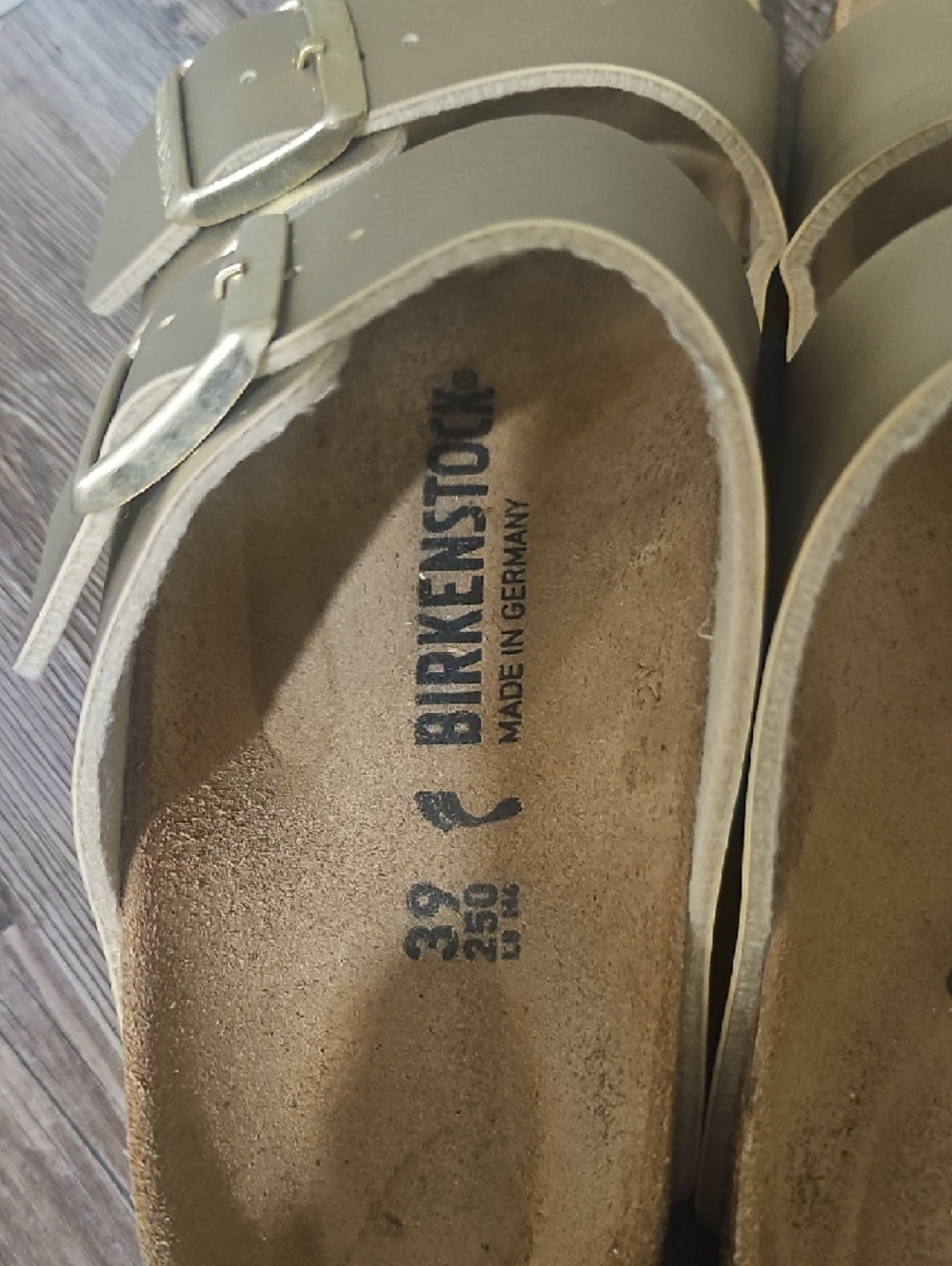 Birkenstock Women’s Two-Strap Sandals in Metallic Gold - Picture 3 of 5